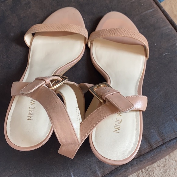Nine West nude wedge sandals - Picture 12 of 16